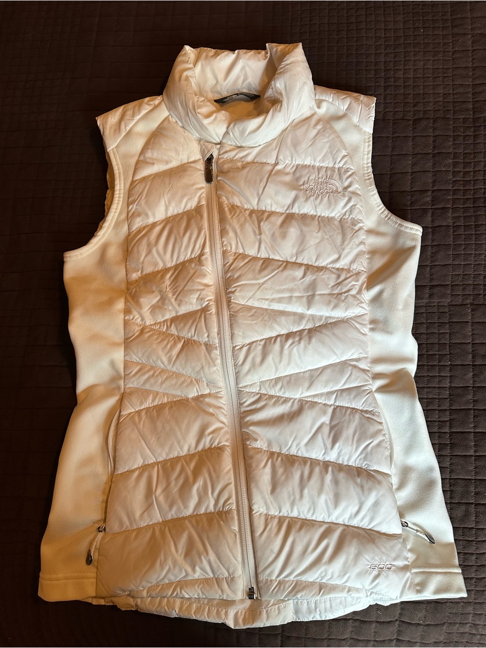 The North Face Women's White Quilted Insulated Vest